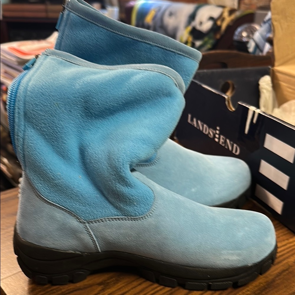 Lands' End Bright Sky Boots in size 6